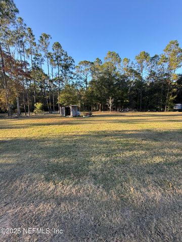 955 VILLAGE GREEN Drive, Jacksonville, FL 32234