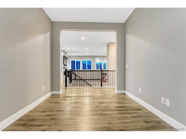 2083 Rim Ridge Dr, Castle Rock, CO 80108