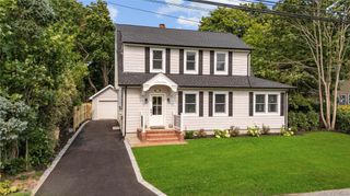 29 Colton Avenue, Sayville, NY 11782
