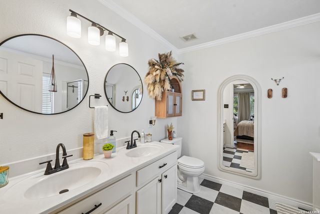 3519 IRONWOOD FLS, San Antonio, TX 78261