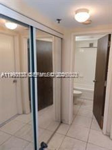 16450 NW 2nd Ave 215, Miami, FL 33169