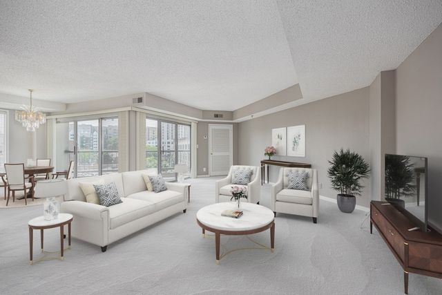 900 19th Ave S Apt 608, Nashville, TN 37212