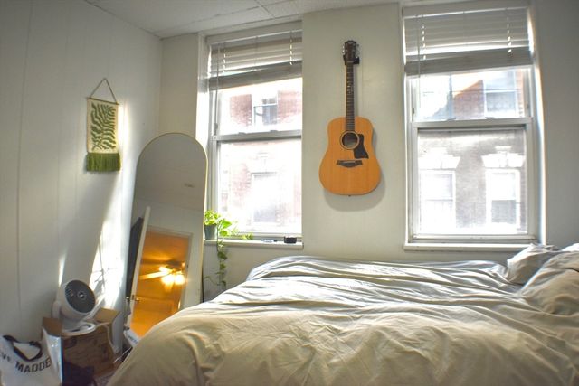 158 Salem 1, Boston, MA 02113