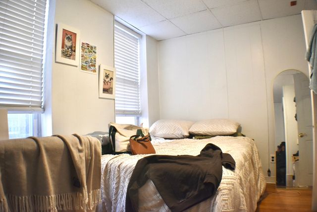 158 Salem 1, Boston, MA 02113