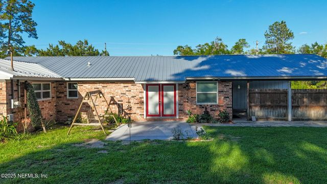 117 HORSEMAN CLUB Road, Palatka, FL 32177