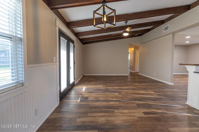 117 HORSEMAN CLUB Road, Palatka, FL 32177