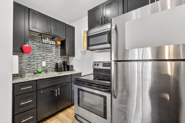 803 Hillview Hts Apt 205, Nashville, TN 37204