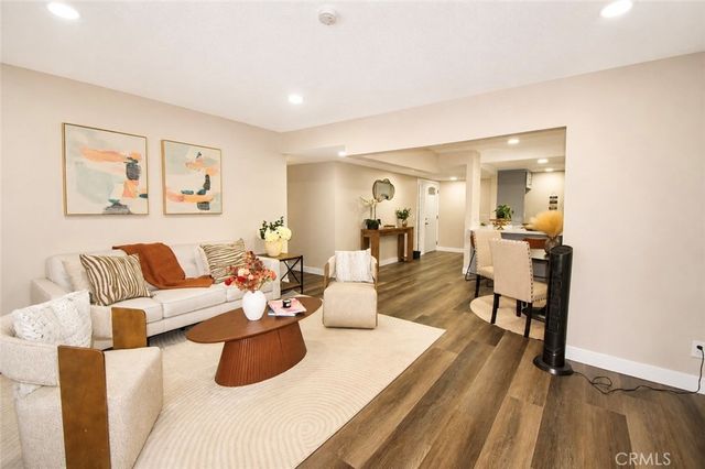 2332 Silverbay, El Monte, CA 91732
