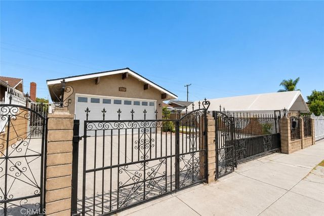 2332 Silverbay, El Monte, CA 91732