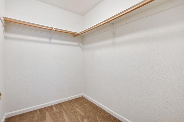 3302 19th Ave, Sacramento, CA 95820