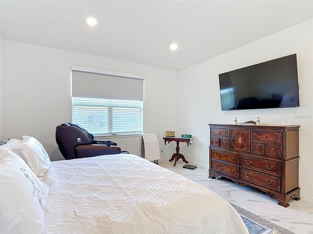1974 SPRING SHOWER CIRCLE, Kissimmee, FL 34744