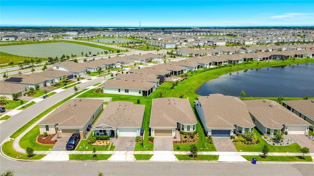 1974 SPRING SHOWER CIRCLE, Kissimmee, FL 34744