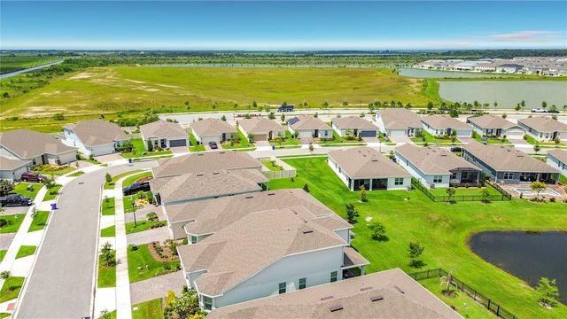 1974 SPRING SHOWER CIRCLE, Kissimmee, FL 34744