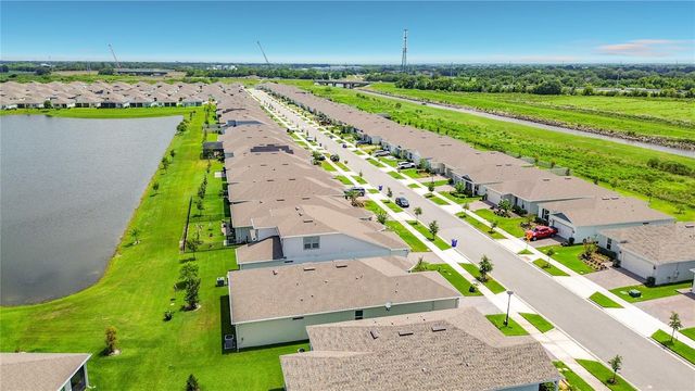 1974 SPRING SHOWER CIRCLE, Kissimmee, FL 34744