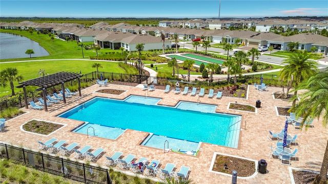 1974 SPRING SHOWER CIRCLE, Kissimmee, FL 34744
