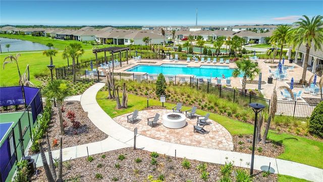 1974 SPRING SHOWER CIRCLE, Kissimmee, FL 34744