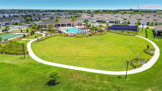 1974 SPRING SHOWER CIRCLE, Kissimmee, FL 34744