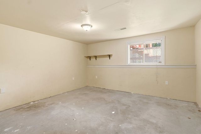2828 W Thorpe Rd, Spokane, WA 99224