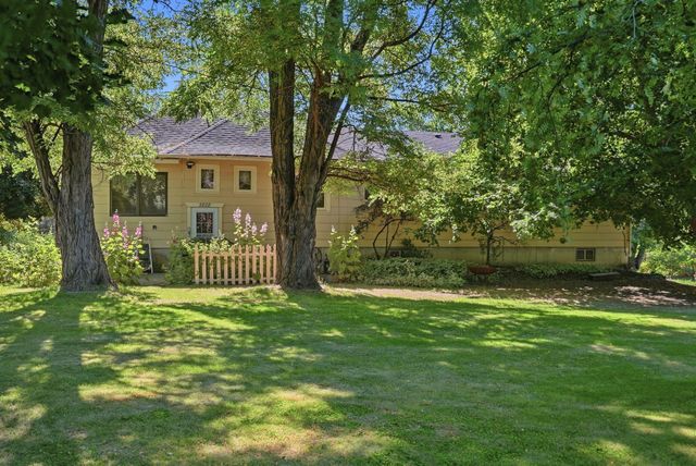 2828 W Thorpe Rd, Spokane, WA 99224