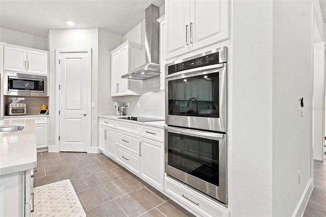 8699 IVY STARK BOULEVARD, Wesley Chapel, FL 33545