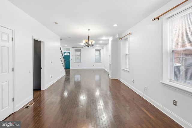 2302 MOUNT ROYAL TERRACE, Baltimore, MD 21217