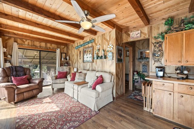 2547 Forest Park Drive, Granbury, TX 76048