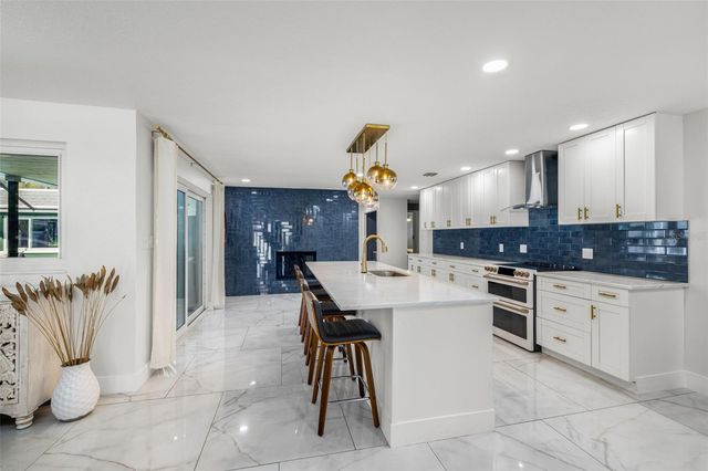 2242 BUENA VISTA DRIVE, Clearwater, FL 33764