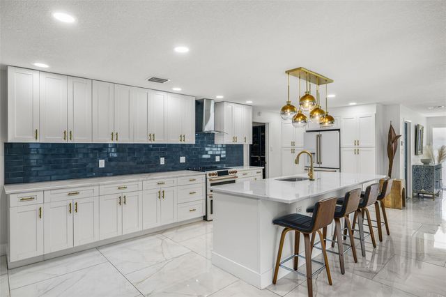 2242 BUENA VISTA DRIVE, Clearwater, FL 33764