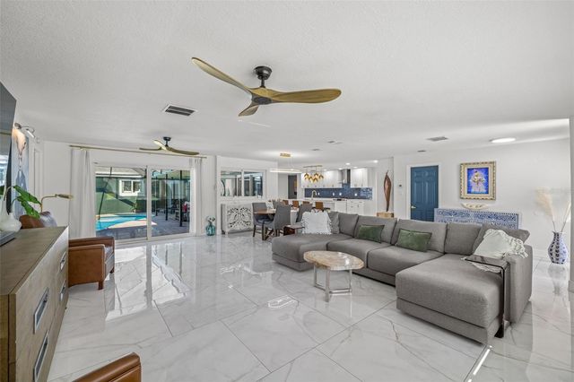 2242 BUENA VISTA DRIVE, Clearwater, FL 33764