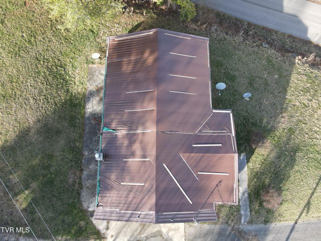 3849 Nealy Ridge, Clinchco, VA 24226