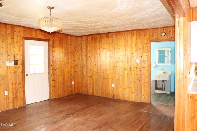 3849 Nealy Ridge, Clinchco, VA 24226