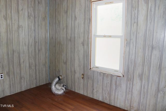 3849 Nealy Ridge, Clinchco, VA 24226