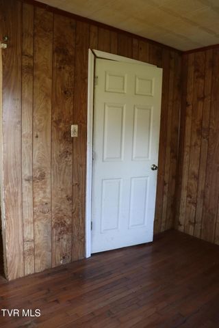 3849 Nealy Ridge, Clinchco, VA 24226