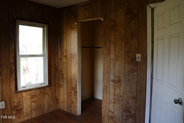 3849 Nealy Ridge, Clinchco, VA 24226