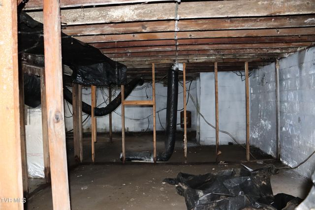 3849 Nealy Ridge, Clinchco, VA 24226