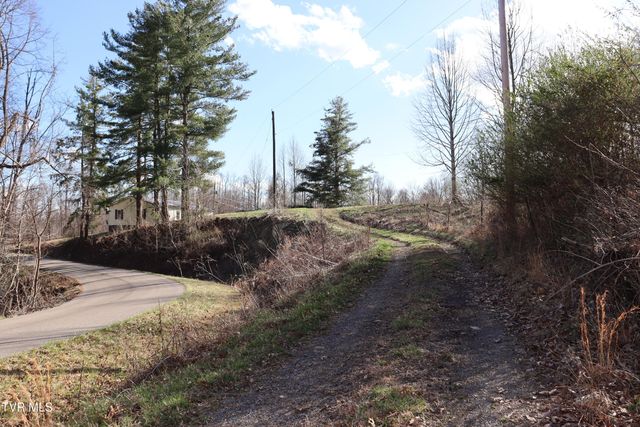 3849 Nealy Ridge, Clinchco, VA 24226