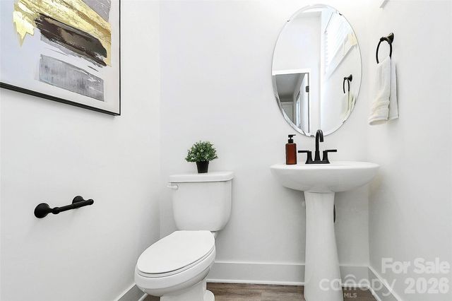 1106 Ivan Drive, Charlotte, NC 28216