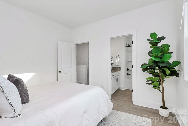 1106 Ivan Drive, Charlotte, NC 28216