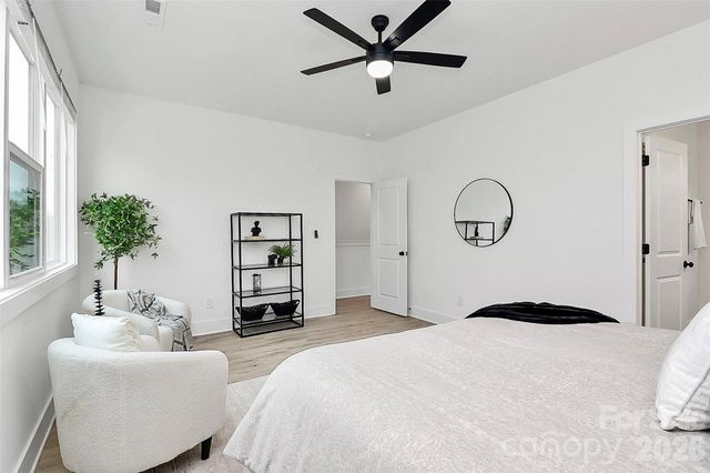 1106 Ivan Drive, Charlotte, NC 28216