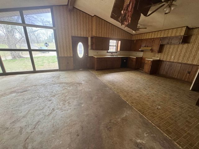 112 LIBERTY CHURCH SMITH RD, Brighton, TN 38011