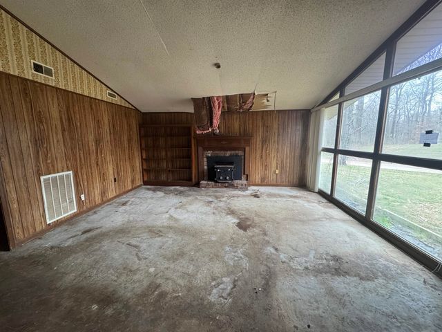 112 LIBERTY CHURCH SMITH RD, Brighton, TN 38011