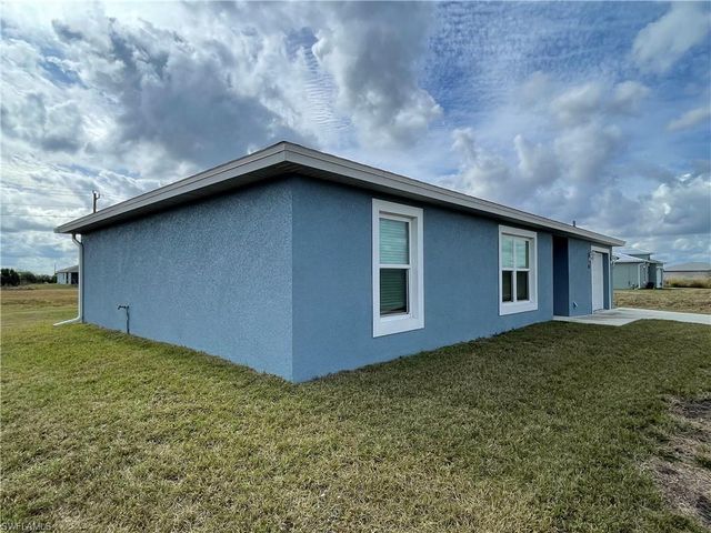 131 Carousel AVE, Labelle, FL 33935