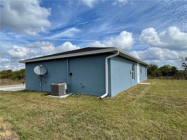 131 Carousel AVE, Labelle, FL 33935