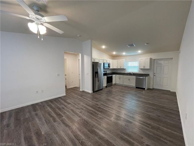 131 Carousel AVE, Labelle, FL 33935