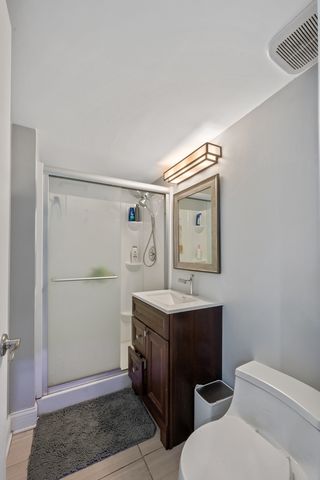 8426 W Betty Terrace, Niles, IL 60714