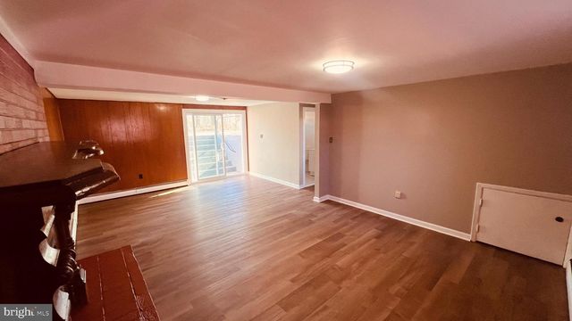 14303 CHESTERFIELD DR, Woodbridge, VA 22191