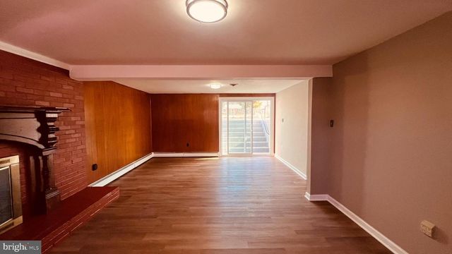 14303 CHESTERFIELD DR, Woodbridge, VA 22191