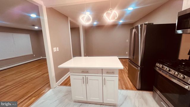 14303 CHESTERFIELD DR, Woodbridge, VA 22191