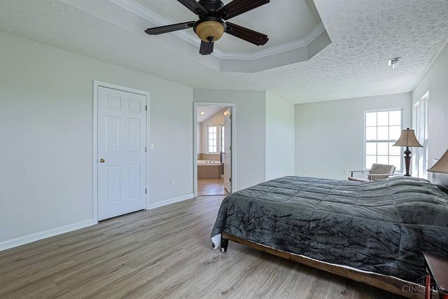 1727 Amberwood Way, Hamilton Twp, OH 45039