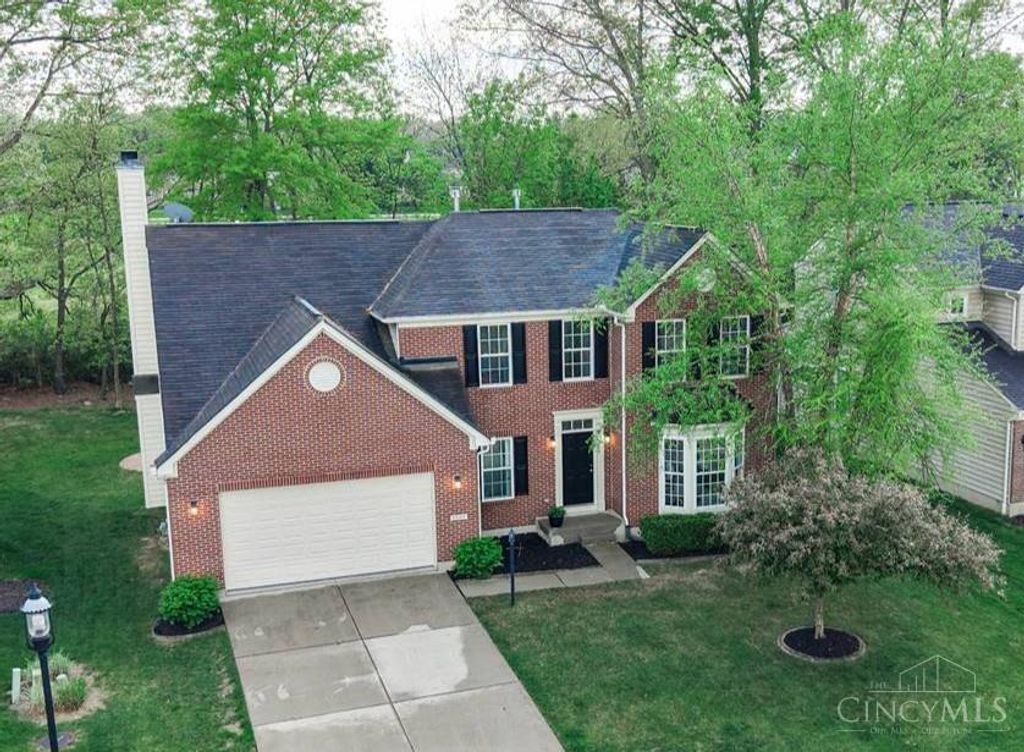 1727 Amberwood Way, Hamilton Twp, OH 45039